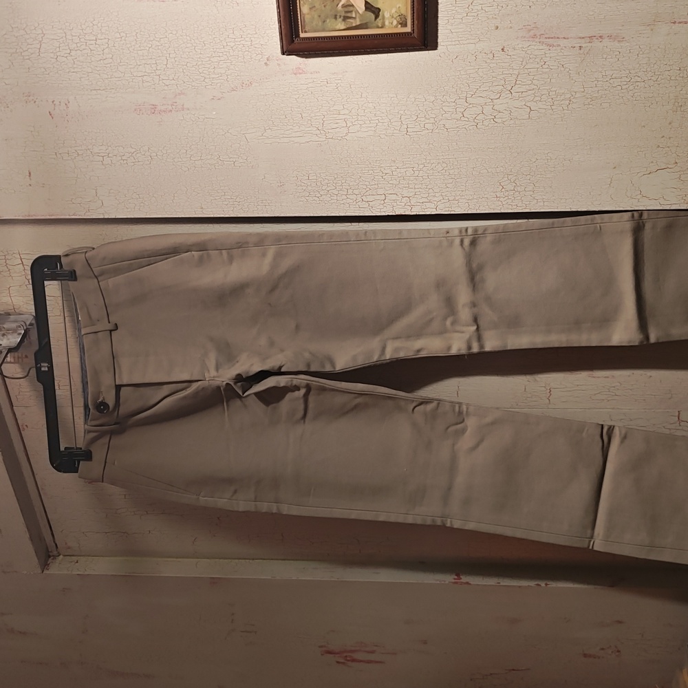 Gustin Men's Khaki Chinos